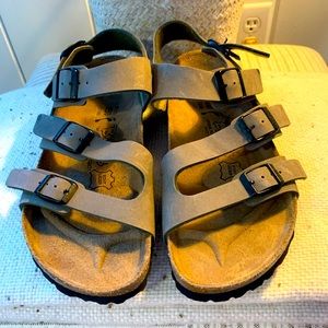 Birki's by Birkenstock Ellice Leather Sandals.